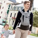 2605440210-3220660341382-porte-bebe-physionest-gray-mist-de-3-5-kg-a-15-kg-bebe-confort (5).webp